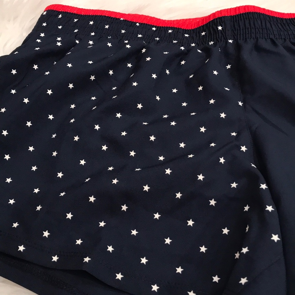 Nike Shorts - Picture 2 of 5